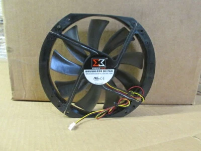 XigmaTek White LED Case Cooling Fan DF2003012SEMN - Image 1 of 3