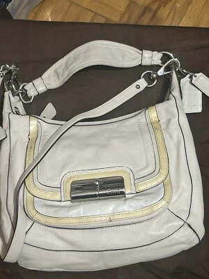 Bolso de Mano Coach Colorblock Dos Tonos Alforja Marfil Beige Nuevo Sin Etiquetas Grande Foto 1 de 4