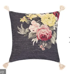 Surya Pillow Covers NWT  22x22 Set Of 2 Muted Floral Cottage BOHO tasseled Zip - Picture 1 of 8