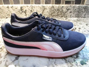 Zapatillas clásicas PUMA California Peacoat para hombre talla 9,5 azul blanco - Imagen 1 de 5