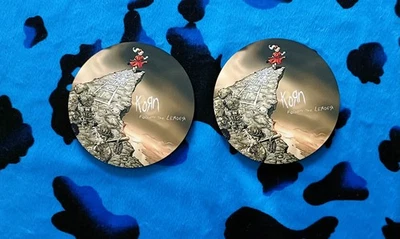 KORN - FOLLOW THE LEADER -  PAIR OF PRINTED ROUND COASTERS - Image 1 of 2