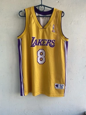 VINTAGE LOS ANGELES LAKERS #8 BRYANT BASKETBALL JERSEY CHAMPION NBA SHIRT YELLOW - Image 1 of 4