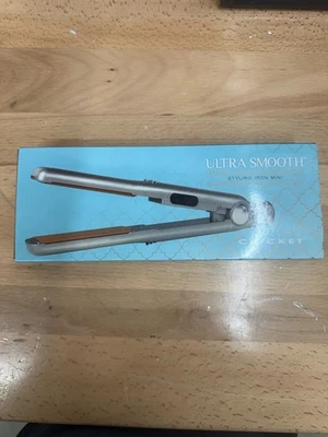 Cricket Ultra Smooth Mini Styling Iron, 9 Ounce - Image 1 of 3