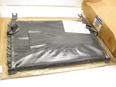 四季 54369 空调冷凝器 适用于 1989 - 1993 年马自达 MPV — 第 1/3 张图片