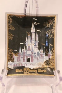 Disney World Cinderella  Castle Glass Ashtray Candy Dish Vintage Disneyana  - Picture 1 of 11