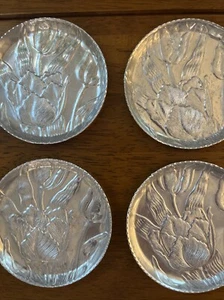 Vtg Everlast Hand Forged Aluminum Metal Coasters Raised Floral Tulips. Set of 4 - Picture 1 of 8