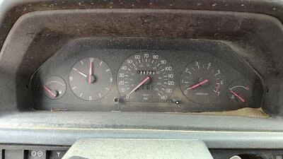 Cuadro de instrumentos de velocímetro Volvo 740 1991 92 panel tablero OEM 35236520 Foto 1 de 4