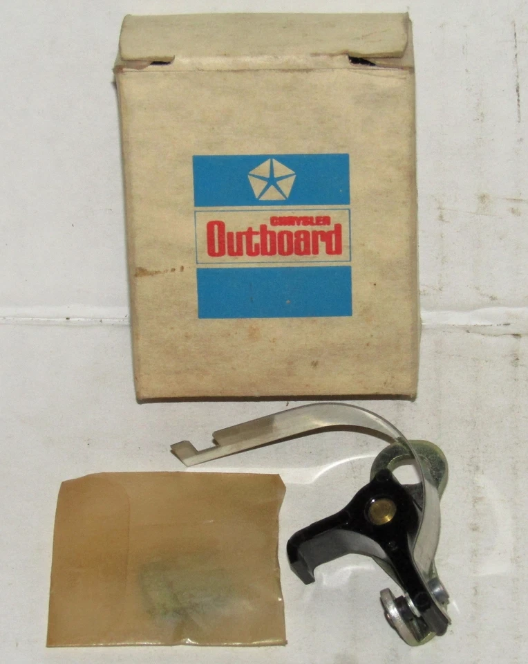 NEW CHRYSLER OUTBOARD MARINE BOAT BREAKER POINT PART NO. 12131 - Изображение 1 из 1