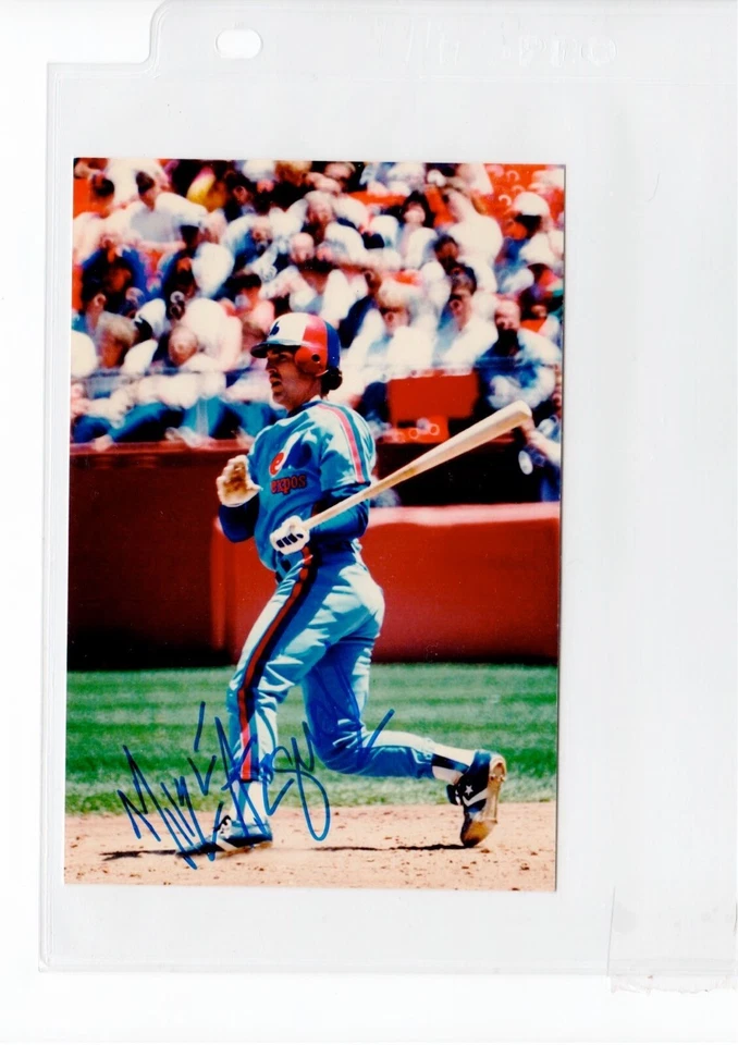 PHOTOGRAPH AUTOGRAPHED - Mike Fitzgerald Montreal Expos 5x7 Photo No COA Player - Image 1 of 1