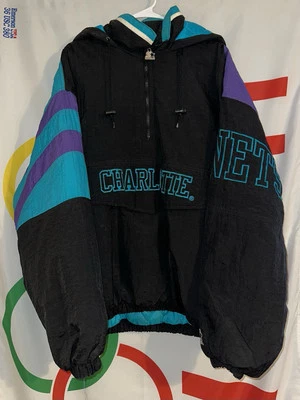 Jaqueta Masculina Vintage Anos 90 Starter NBA Charlotte Hornets Quarto Zíper Extra Grande - Imagem 1 de 4