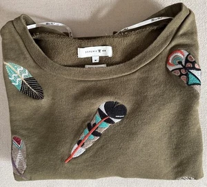 M M Vintage Miss Me Olive Sweatshirt Multicolor Feathers Women’s Size Medium - Picture 1 of 7