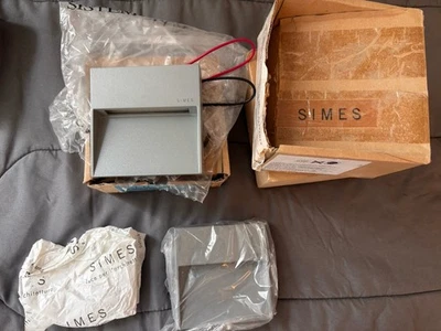 Arandelas de parede quadradas Simes 6250W MiniSkill - Imagem 1 de 4