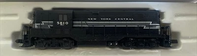 N Scale ATLAS GP-7 Ph 2 New York Central NYC 5810 Locomotive Non Dynamic Brake - Image 1 of 2