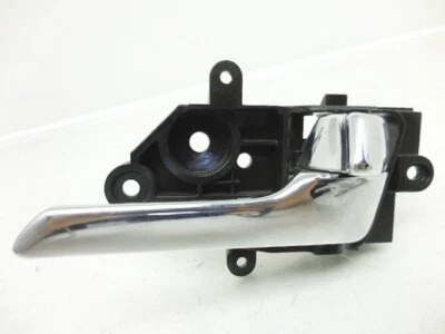 2006-2010 Infiniti M45 Front Passenger Interior Door Handle 80670-Eg000 - Image 1 of 4