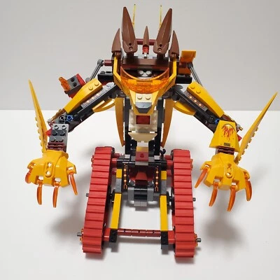 LEGO LEGENDS OF CHIMA: Laval's Fire Lion (70144) Incomplete + No Minifigures - Image 1 of 4