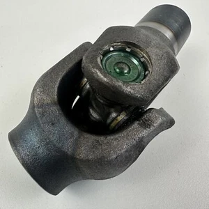 Honda ST1300 ST 1300 2002 Uni joint universal drive shaft joint 40200-MCS-G00 - Picture 1 of 8