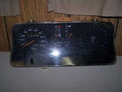 89-93 PONTIAC LEMANS VELOCÍMETRO CLÚSTER TRANSMISIÓN MANUAL 560653 Foto 1 de 2