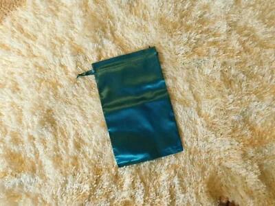 Bolsa de satén extra grande (8" x 13") - Varios colores disponibles Foto 1 de 4