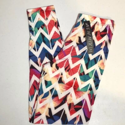Leggings Chevron Con Flores Increíbles Manteras Suaves Mujer’s Capris Talla Curvilínea Foto 1 de 2