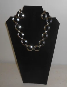 Vintage Silver Toned Chain Circles Necklace and Earrings Set Costume Jewelry - Picture 1 of 3