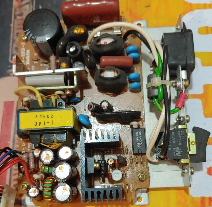 ATARI ST internal power adaptor / Internes Netzteil 1040 working funktioniert - Bild 1 von 3