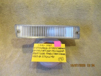 1987-1996 CHEVROLET CORSICA GM RIGHT CORNER PARK SIGNAL LIGHT 16506002 FREE SHIP - Image 1 of 4