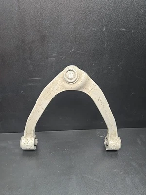 08-20 INFINITI G37 G25 EX35 Q60 Q50 TRACCIÓN TRASERA BRAZO DE CONTROL SUPERIOR DELANTERO DERECHO Foto 1 de 4