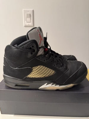 Jordan 5 Black Metallic 2016 US 11 Used No Box 845035-003 - Image 1 of 4