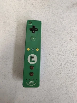 Official Wii Remote LUIGI Nintendo Motion Plus Wii U OEM Controller Tested  - Image 1 of 2