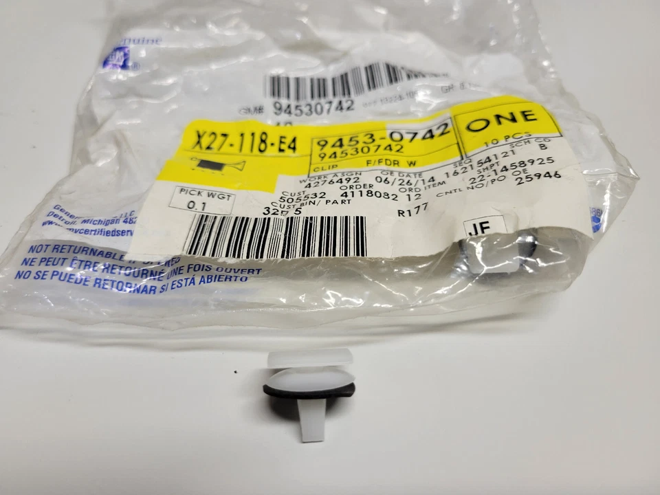 NUEVO Genuino GM Aplique de Puerta Multiusos Clip Cruze Captiva Vue 94530742 Foto 1 de 1