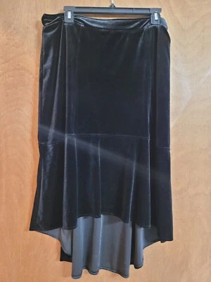 REBA 黑色天鹅绒高低下摆 A 字裙中号涤纶氨纶全新带标签 98 美元 — 第 1/4 张图片