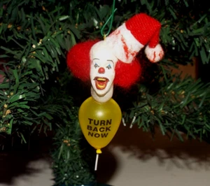 FIGURA DE ACCIÓN PENNYWISE PERSONALIZADA DE STEPHEN KING'S IT CABEZA ADORNO DE NAVIDAD - Imagen 1 de 6