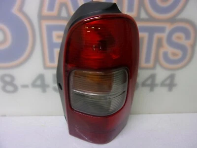 Основание заднего фонаря PONTIAC MONTANA 2005 R - Изображение 1 из 2