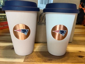 2 Stück New England Patriots Keramik Kaffeebecher mit Deckel NFL NEU - Bild 1 von 8