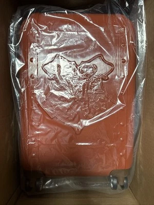 Harry Potter Hogwards Trunk 21 Inch Luggage New Brown - Image 1 of 3