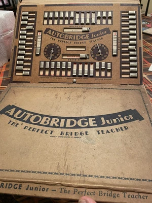 Vintage auto Bridge Junior board game 1938 fair condition signed Ely Culbertson - Image 1 of 2