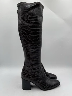 Bota para mujer Franco Sarto Talfer hasta la rodilla marrón estampado de cocodrilo talla 9,5 M WC Foto 1 de 4