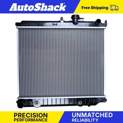 Radiator 22.76" (578.1 mm) for 2004-2012 Chevrolet Colorado 2004-2012 GMC Canyon Foto 1 de 4