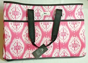 Scout BJ POCKET TOTE Bag PINK WHITE MEDALLION NWT - Picture 1 of 2