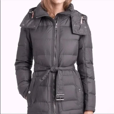 Chaqueta acolchada negra para mujer Burberry Brit talla XL Foto 1 de 4