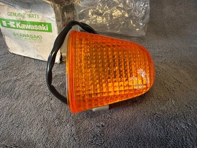KAWASAKI  ZZR1100 ZZR 1100 C  1990-1992  REAR RIGHT INDICATOR  NEW OLD STOCK - Image 1 of 4