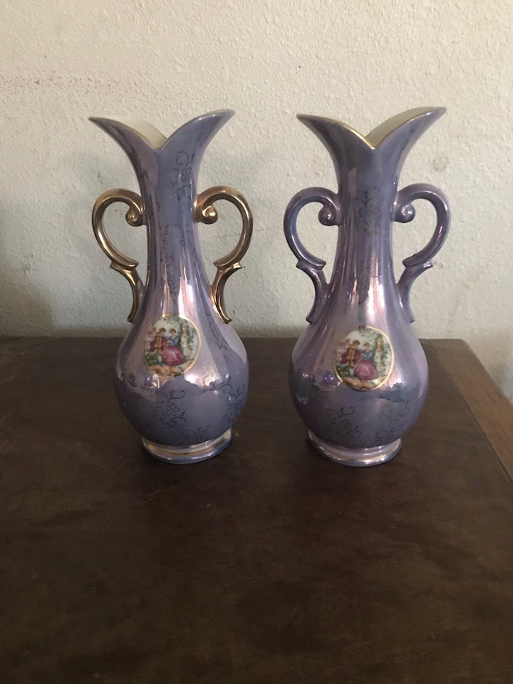 Juego de 2 jarrones iridiscentes morados Oriental China Company Foto 1 de 4