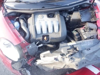 Espejo retrovisor interior delantero central usado se adapta a: Volkswagen Beetle 2006 con dígito Foto 1 de 4