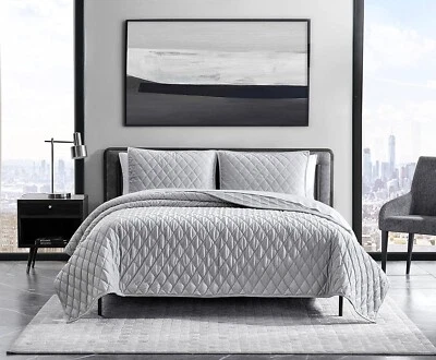 Vera Wang Diamond Velvet 3 Piece Quilt Set, King - Light Gray - Image 1 of 4
