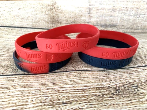 SILICONE WRIST BANDS Bracelet Minnesota Twins Lot of 5 MLB Baseball Cover