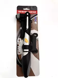 GIYO 2 Way MINI PUMP 100PSI with Pressure Gauge - Picture 1 of 2