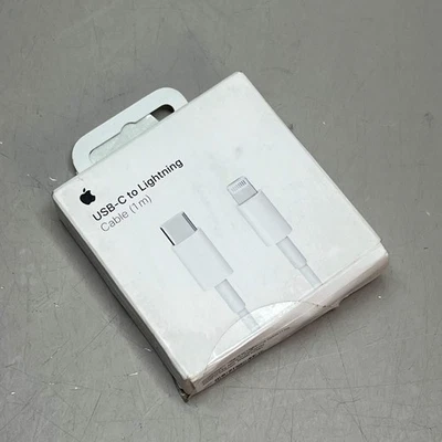 APPLE Fast Charging iPhone USB-C To Lighting Cable (1M) White A2561 (Returns) - Image 1 of 4