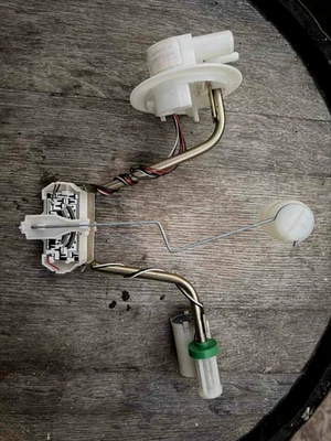 Renault 11 TSE TXE Turbo ODB Jauge а essence Aforador Tankgeber 7701032802 - Photo 1/4