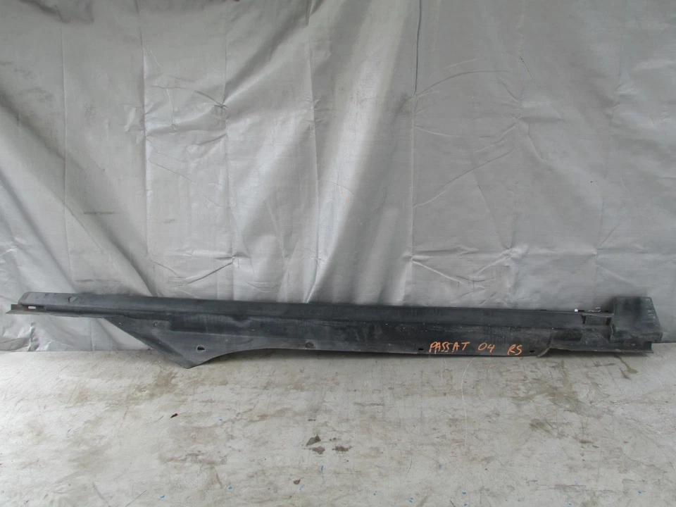 VW PASSAT B5 1998-2005 FALDÓN LATERAL DERECHO MOLDURA BASCULANTE INFERIOR 3B0 853 856 D OEM Foto 1 de 4