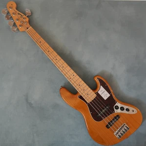 Fender Made in Japan Hybrid II V Maple Fingerboard Vintage Natural Jazz Bass - Picture 1 of 11